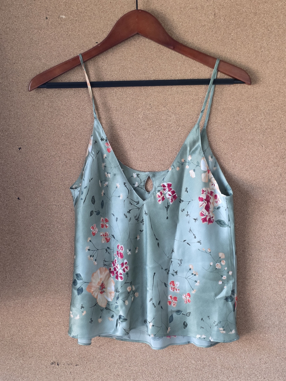 Inner Most Floral Satin Cami Top Medium Keyhole With Spagetti Straps